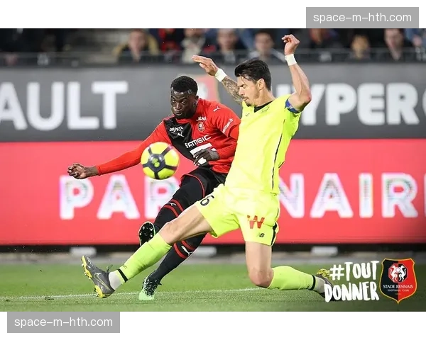 下赛季法甲将试点增加一个换人名额,专用于脑震荡情况 下赛季法甲将试点增加一个换人名额,专用于脑震荡情况